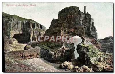 Arches de Garsaig, Mull — vista das arcos naturais — Série Valentinines