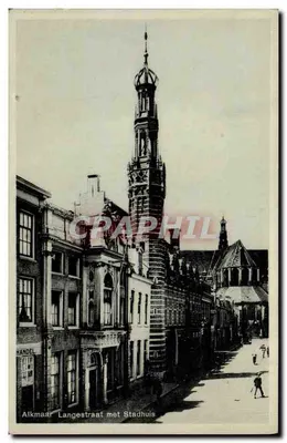 Alkmaar - Langestraat com Prefeitura — vista da rua e do prédio municipal