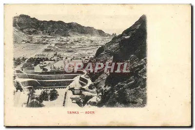 Tanks — Aden — Editor desconhecido