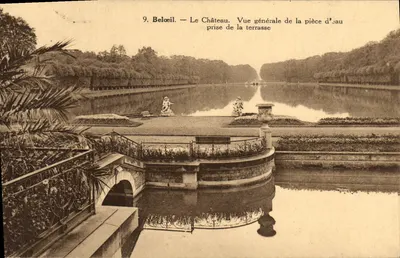 Beloëil — O Castelo. Vista geral da área de água tirada da varanda