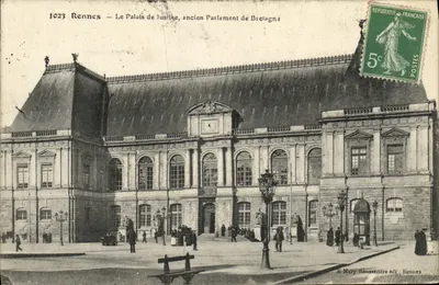 Rennes — O Palácio de Justiça, antigo Parlamento da Bretanha — É. Mary Boussenière édi, Rennes