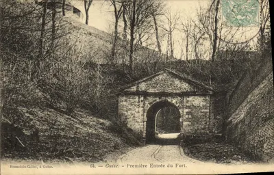 Guise - Primeira Entrada do Forte — Bonnefoix-Cullot, em Guise