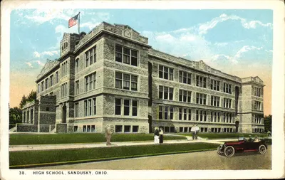High School, Sandusky, Ohio — editor Alexander Manufacturing Co., n° 38