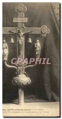 Saint-Jean-du-Doigt — O Tesouro — Cruz processional em ouro repuxado (século xv)