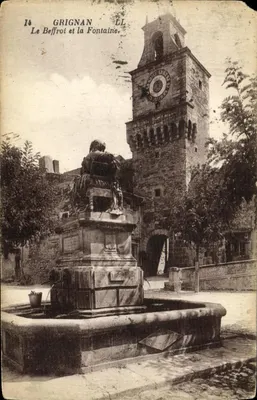 Grignan — Le Beffroi et la Fontaine — Imp. LL