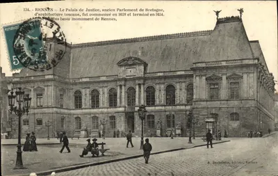 Rennes — Le Palais de Justice, ancien Parlement de Bretagne, architecture toscane, commencé en 1618 et terminé en 1654 — A. Dechelette, éditeur, Rennes