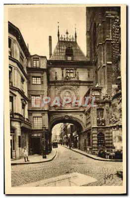 Rouen — A Grande Relógio (1389), A Arcada (1511) e A Fonte Francesa (1732) — Les Éditions d'Art Yvonne, Paris