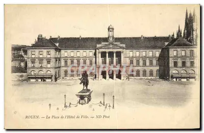 Rouen — A Place de l'Hôtel de Ville — ND Phot