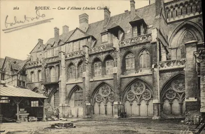 Rouen — Cour d'Albane (Ancien Cloître) — editor Balbutude, n° 262