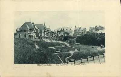 Mesnil-Val — Vista Geral — O Jardim Público — Edição Dolique