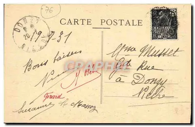 Cour d'Honneur del Hall, en Fécamp — vista del editor La Bénédictine — n°15 — Reverso