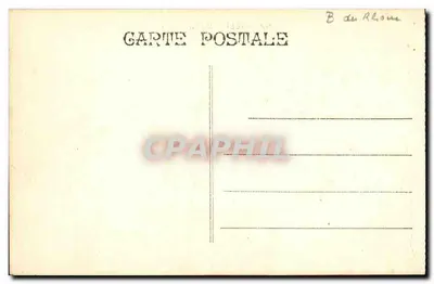 Marselha - Rue Cannebière — vista da rua com trêm e comércios — fotografia — Verso