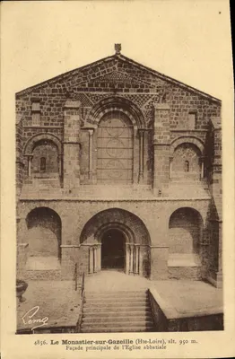 Le Monastier-sur-Gazeille (Hte-Loire) — Fachaça principal da igreja abbatial, alt. 950 m. — Léon Margerit (Lépisy)