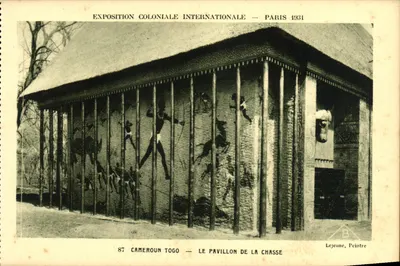 Exposition Coloniale Internationale — Paris 1931 — Cameroun Togo — Le Pavillon de la Chasse — Lejeune, Peintre