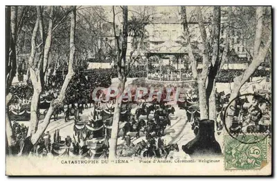 Catástrofe do "Iéna" — Praça de Armas, Cerimônia Religiosa — Atelier de Phototypie Guende, Manneville