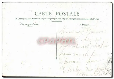 Lucy Nanon — Retrato sorridente com buquê — editor não visível — Verso