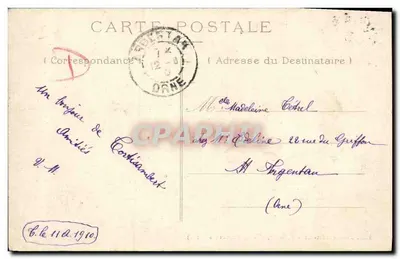Livaro (Calvados) — Ogólny widok — Hazar Moderne, Livarot, fot. Vilmouvre (Paryż) — Rewers