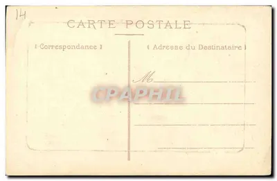 Bayrux La Cathédrale. La Nef — vue intérieure de la nef avec voûte gothique et chœur en arrière-plan, éditeur G.B. — Verso