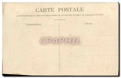 Bayeux — La Lanterna dei Morti (XIII secolo), che serve ad illuminare il cimitero di San Sauveur vicino alla Cattedrale — Verso