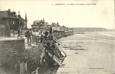 Asnelles — A dique e a praia com maré baixa — Coleção Beaurepaire
