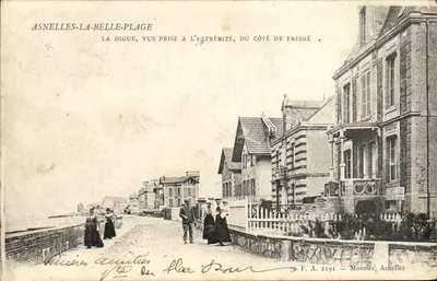 Asnelles-la-Belle-Plage — A dique, vista tirada na extremidade, do lado de Fresné — F. A. 2191 — Mourice, Asnelles