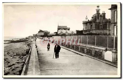 Asnelles-sur-Mer — A Praia com maré baixa e a Digue — Edições GABY
