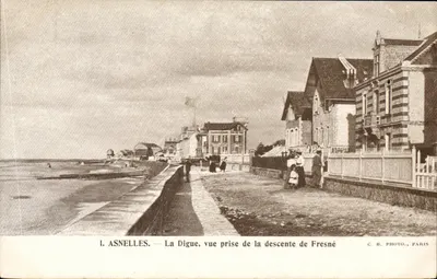 Asnelles — A Dique, vista tirada da descida de Fresné — C. B. PHOTO, PARIS