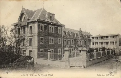 Asnelles. — O Grande Hotel — Coleções ND Phot