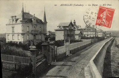 Asnelles (Calvados) — A Digue — ND Phot.