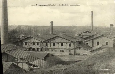 Bilhete postal antigo Argences La Tuilerie Vista geral
