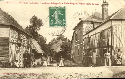 Stare Danestal (Calvados) — Starszy Dwór Czerwonej Krzyża i Stara Droga do Caen — Wydawnictwo Éveron