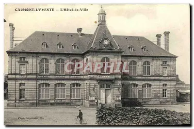 Caumont-l'Éventé — O Hotel de Ville — Fot. Leprounier, Bix