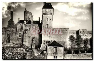Castelo feudal de Creully — Calvados — Editor Gaby
