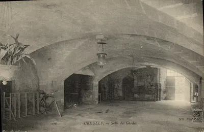 Creully — Sala dos Guardas — ND Phot