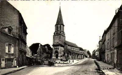 Creully — Igreja (século XII) — R. Delassatte