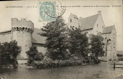 Castelo da Fada d'Argouges — O Donjon — A Normandia — A C.P.A.