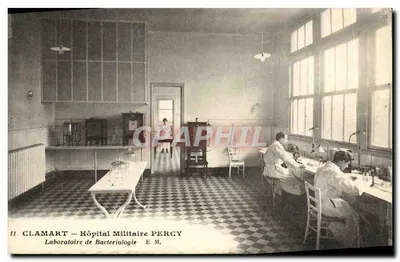 Clamart — Hospital Militar Percy — Laboratório de Bacteriologia