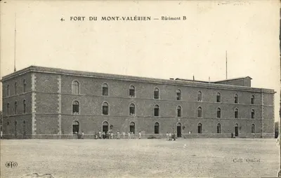 Fort do Mont-Valérien — Edifício B — Coll. Quérat