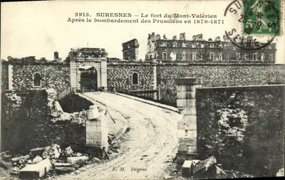 Suresnes — O forte do Mont-Valérien após o bombardeio dos prussianos em 1870-1871 — E. M. Depositado