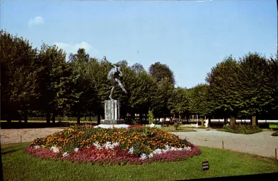 Fontenay-aux-Roses — O Square — Ed. RAYMON COLOR
