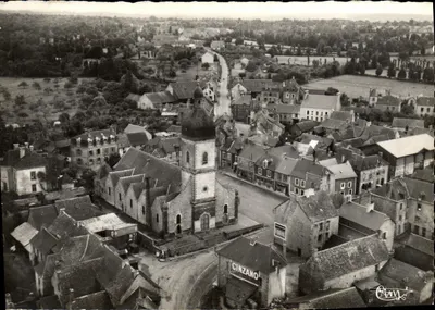 Cinzano — Vue aérienne de l'église et du centre — Éditions Imp. Mâcon