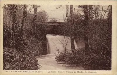 LIVRÉ-sur-CHANGEON (I.-et-V.) — Spadzista Etang du Moulin de Changeon — wydawca nieznany, nr 897