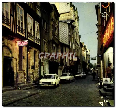 Rue Saint-Georges à Rennes — vue de rue avec bar et boutique — Éditions d'Art JOS