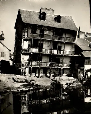 Rennes (Ille-et-Vilaine) — La maison de Cadet-Roussel — Éditions d'AJMXXON, Paris