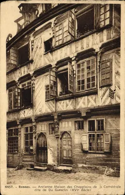 Rennes — Ancienne Maison des Chapelains de la Cathédrale dite Du Guesclin (XVIe siècle) — Édition Mesry, n° 4457