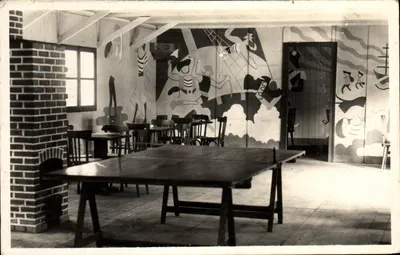 Camp de la Lande d'Oue — salle de jeux avec murale — Edition Photos YARDIN