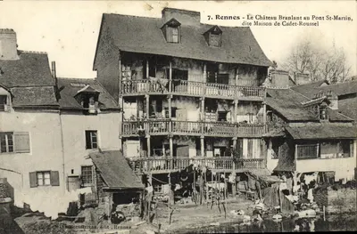 Rennes - Le Château Branlant au Pont St-Martin, dite Maison de Cadet-Roussel — Éditeur : E. MANS-ROUSSIELIÈRE, Rennes, n°7