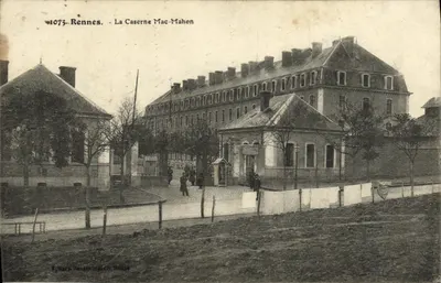 Rennes - La Caserne Mac-Mahon — Éditeur E. Mary, Rennes (n° 1073)