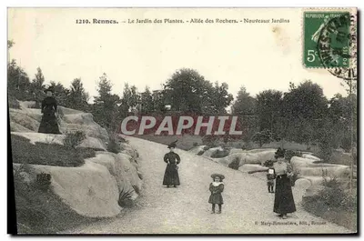 Rennes. - Le Jardin des Plantes. - Allée des Rochers. - Nouveaux Jardins — Mary-Roussellière, édit., Rennes