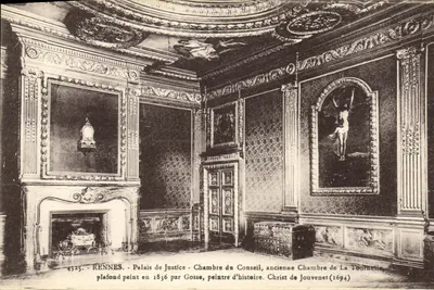 Rennes - Palais de Justice - Chambre du Conseil, ancienne Chambre de La Tournehie - plafond peint en 1836 par Gosse, Christ de Jouvenet (1694)